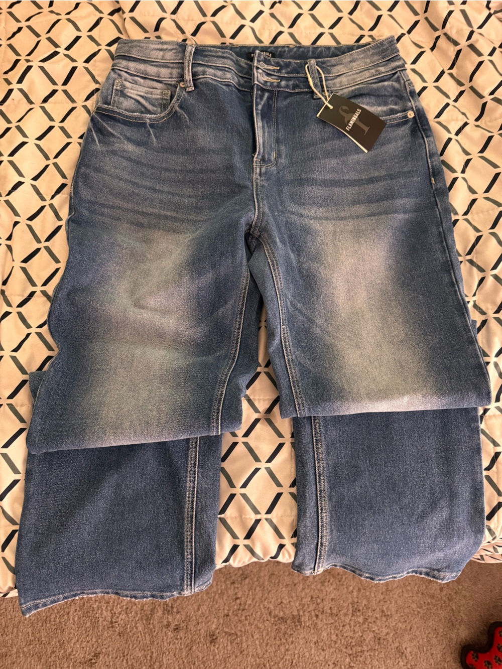 Flamingals Women’s Straight Jeans